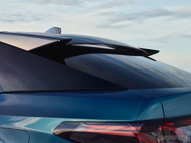 プジョー 3008 新型のEV「E-3008」
