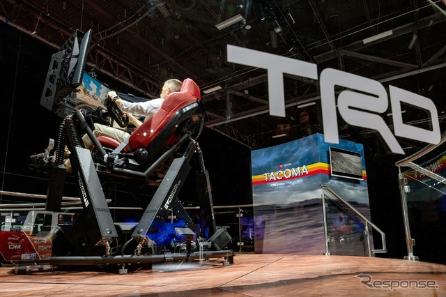 トヨタの「アイソダイナミック・パフォーマンス・シート」を疑似体験できるシミュレーター(SEMA 2023)