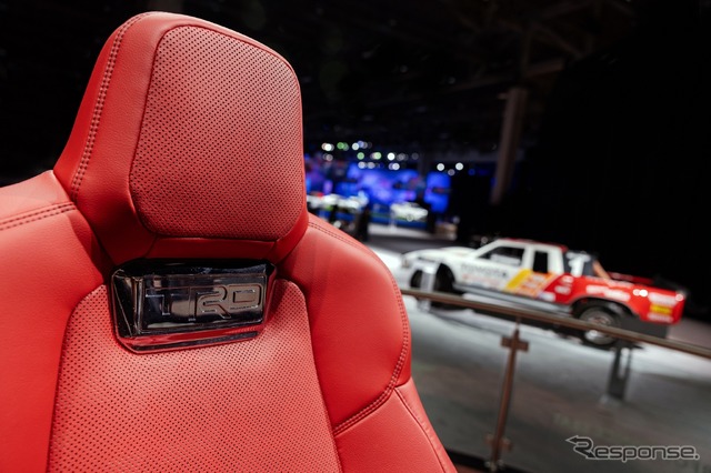 トヨタの「アイソダイナミック・パフォーマンス・シート」を疑似体験できるシミュレーター(SEMA 2023)