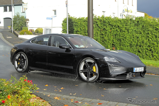 ポルシェ タイカン 改良新型プロトタイプ(スクープ写真)