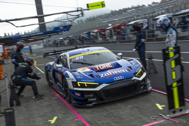 GT300クラス3位の#6 DOBOT Audi R8 LMS(片山義章/ロベルト・メリ・ムンタン)