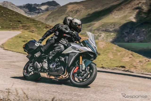 スズキ GSX-S1000GX