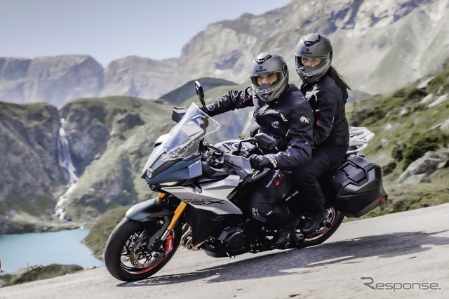 スズキ GSX-S1000GX