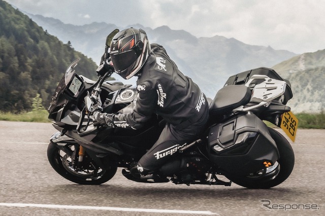 スズキ GSX-S1000GX
