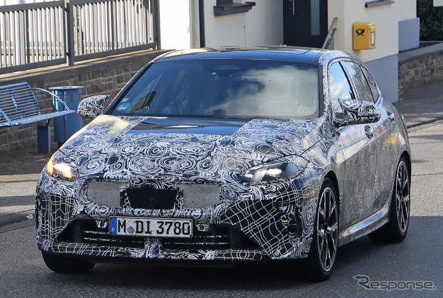 BMW 1シリーズ 改良新型プロトタイプ(スクープ写真)