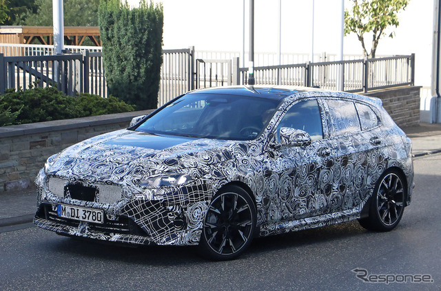 BMW 1シリーズ 改良新型プロトタイプ(スクープ写真)