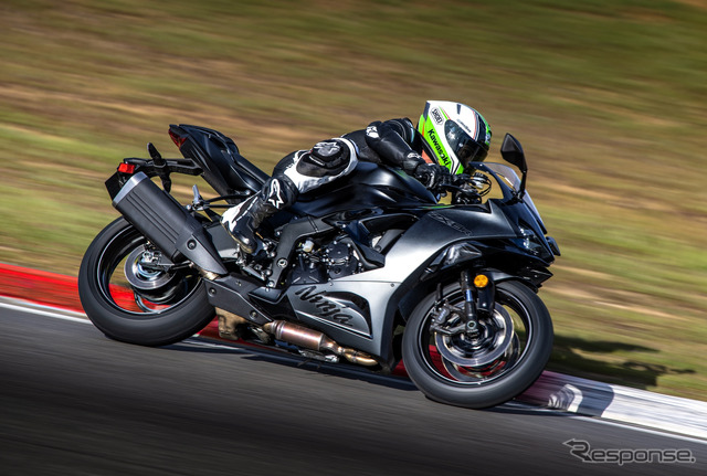 カワサキ Ninja ZX-6R