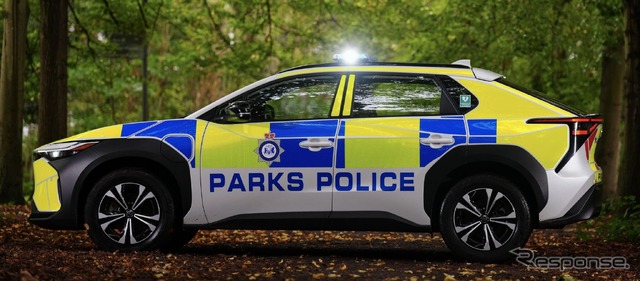 トヨタ bZ4X の英国ロンドン公園警察のポリスカー仕様