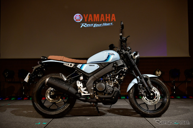 ヤマハ XSR125 ABS