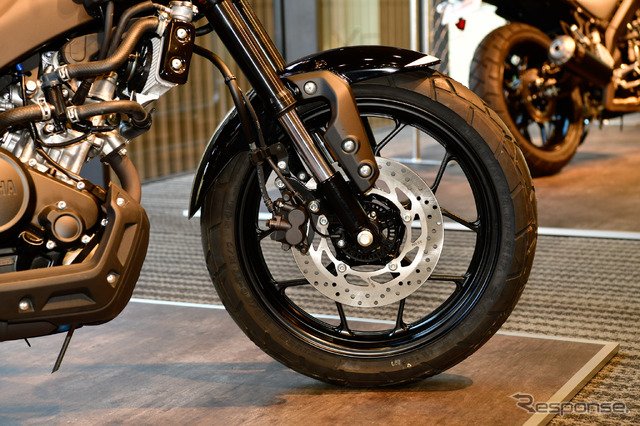 ヤマハ XSR125 ABS