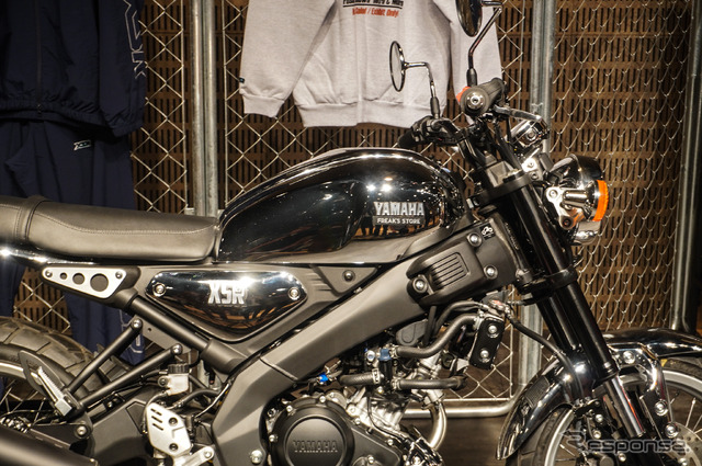 ヤマハ XSR125 とFREAK'S STOREがコラボレーション