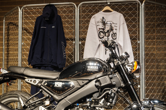 ヤマハ XSR125 とFREAK'S STOREがコラボレーション
