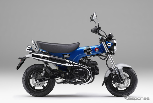 ホンダ ダックス125（パールグリッターリングブルー）