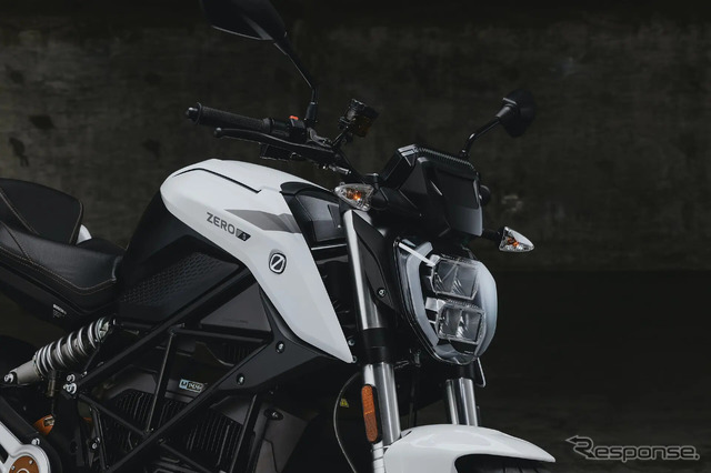 ゼロモーターサイクルズの モデル S
