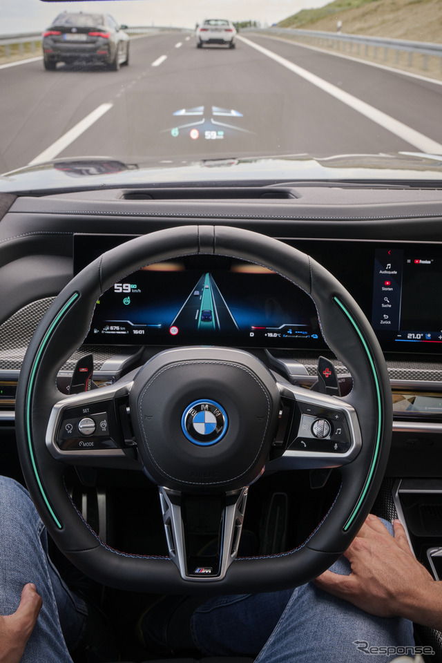 「BMWパーソナル・パイロットL3」を装着したBMW 7シリーズ 新型