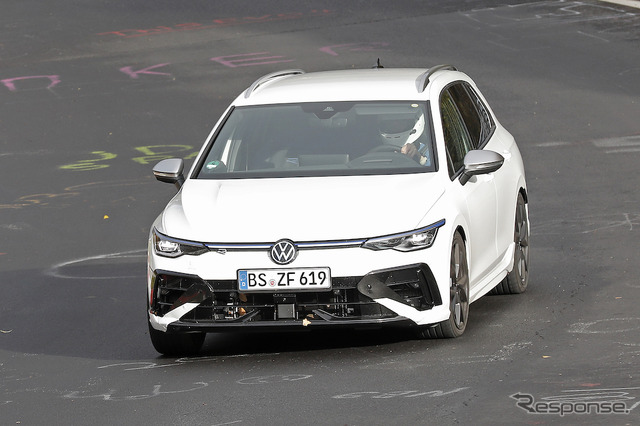 VW ゴルフR ヴァリアント 改良新型プロトタイプ(スクープ写真)