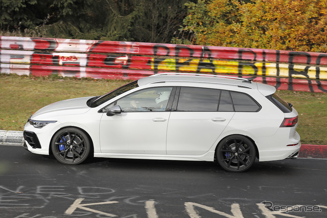 VW ゴルフR ヴァリアント 改良新型プロトタイプ(スクープ写真)