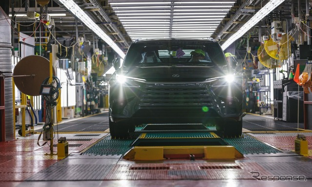 トヨタ自動車の米国インディアナ工場で生産を開始した レクサス TX