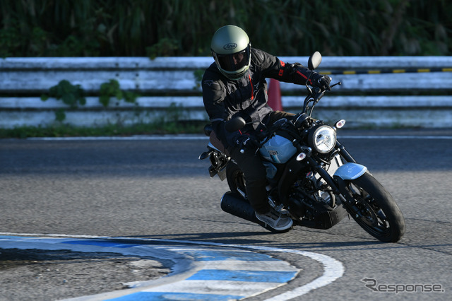 ヤマハ XSR125