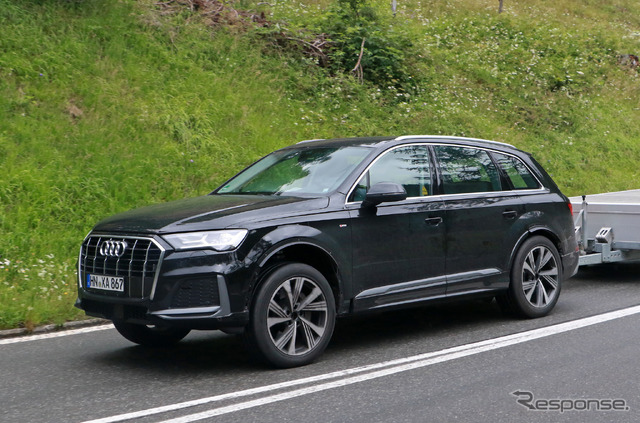 アウディ Q7 次期型プロトタイプ(スクープ写真)