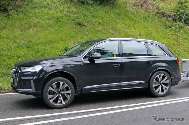 アウディ Q7 次期型プロトタイプ(スクープ写真)