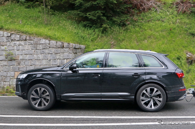 アウディ Q7 次期型プロトタイプ(スクープ写真)