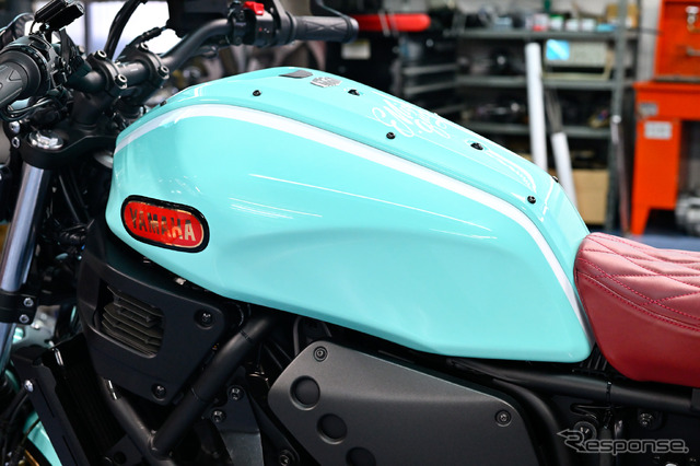 指出瑞貴カスタムのヤマハ XSR700