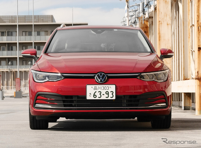 VW ゴルフ ヴァリアント eTSIスタイル