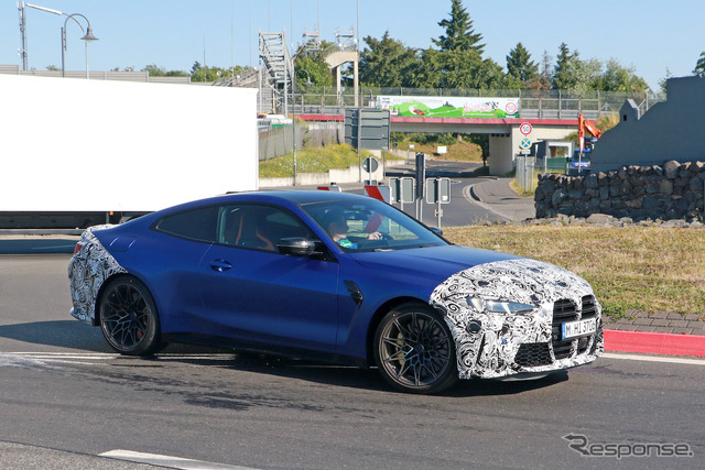 BMW M4クーペ 改良新型プロトタイプ(スクープ写真)
