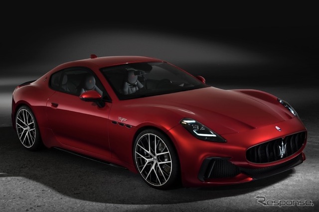 マセラティ・グラントゥーリズモ新型、トロフェオ