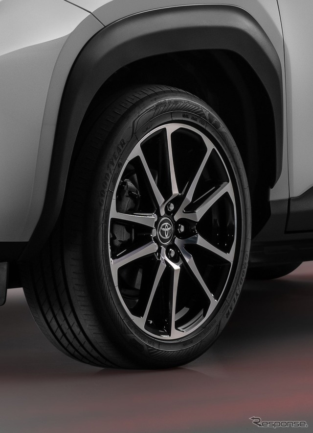 トヨタ・ヤリスクロス GR SPORT の2024年モデル(欧州仕様)