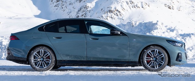 BMW i5 の「M60 xDrive」