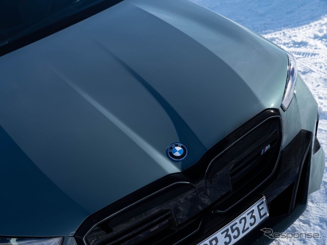 BMW i5 の「M60 xDrive」
