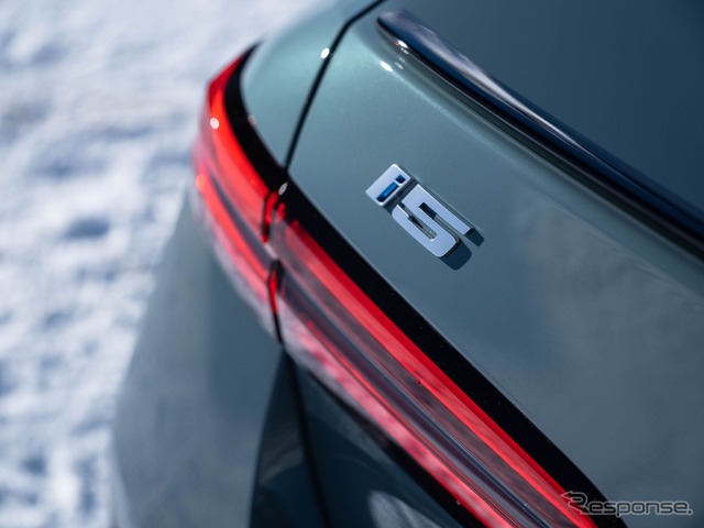 BMW i5 の「M60 xDrive」