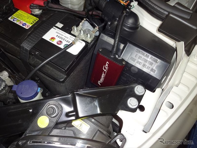 BLITZ Power Con［BPC34］ABARTH 595用装着例