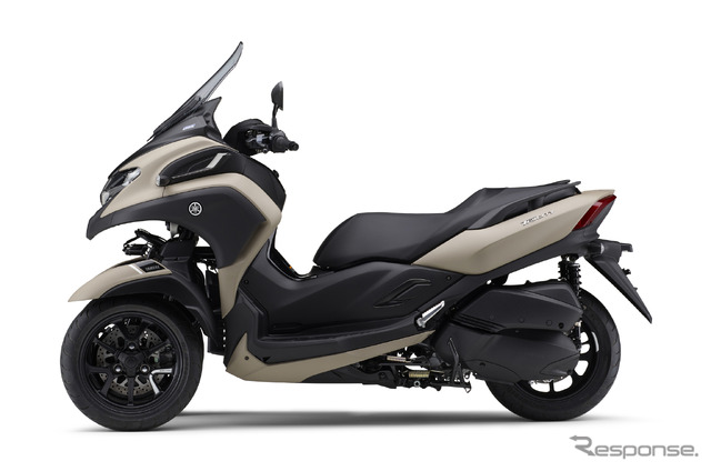 ヤマハ トリシティ300 ABS(マットベージュ)