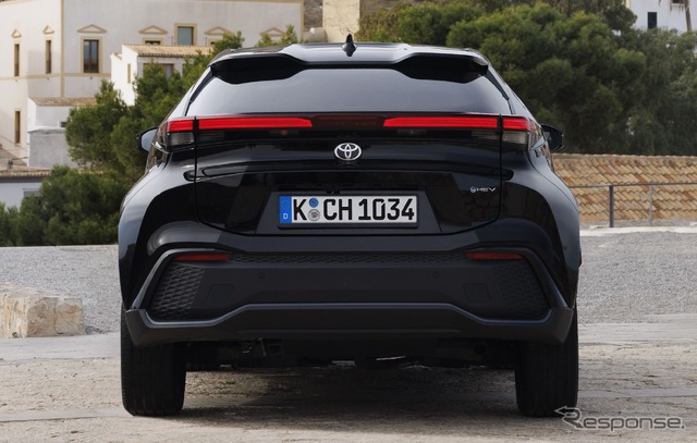トヨタ C-HR 新型(欧州仕様)