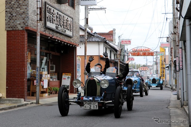 3日目の昭和の町商店街(大分県豊後高田市)にて