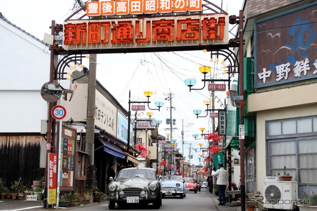 3日目の昭和の町商店街(大分県豊後高田市)にて