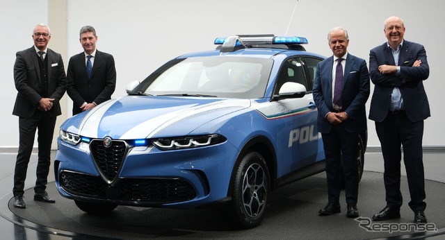 アルファロメオ・トナーレ・ハイブリッド のイタリア国家警察ポリスカー仕様