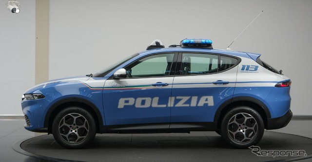 アルファロメオ・トナーレ・ハイブリッド のイタリア国家警察ポリスカー仕様