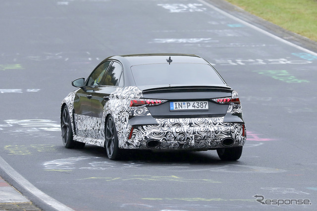 アウディ RS3セダン 改良新型プロトタイプ(スクープ写真)