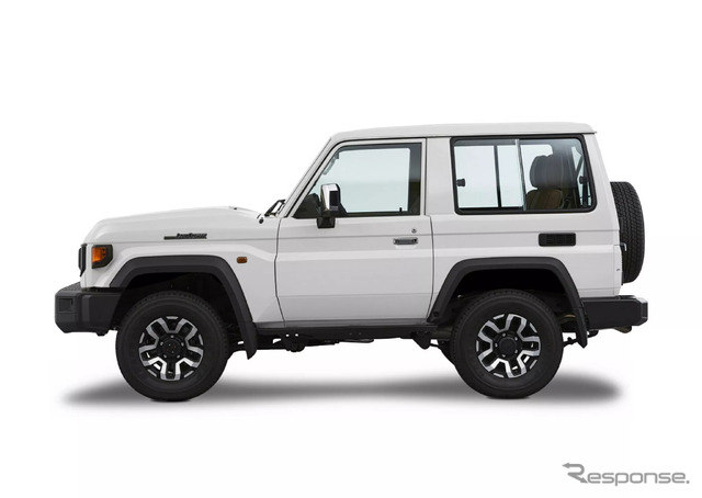 トヨタ・ランドクルーザー 70 改良新型の「ハードトップ3ドア」(UAE仕様)
