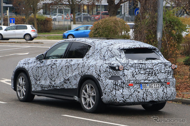 メルセデスベンツ EQC 次期型プロトタイプ(スクープ写真)
