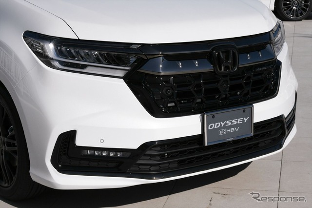 ホンダ新型「オデッセイ(純正アクセサリー装着車)」