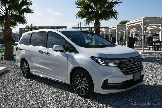 ホンダ新型「オデッセイ(純正アクセサリー装着車)」