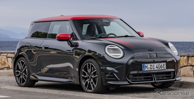 MINI クーパー SE 新型の「ジョン・クーパー・ワークス」仕様