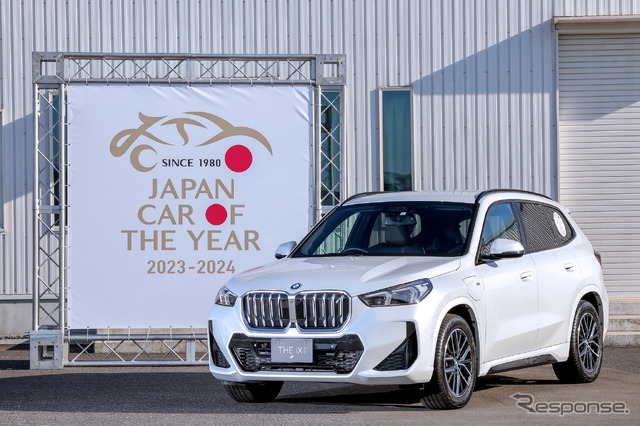 インポート・カー・オブ・ザ・イヤーを受賞したBMW X1