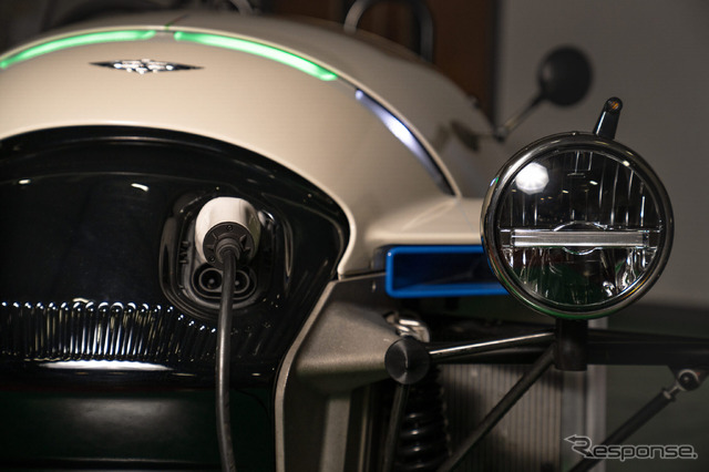 モーガン・スーパー3 をベースにしたEVプロトタイプ「XP-1」