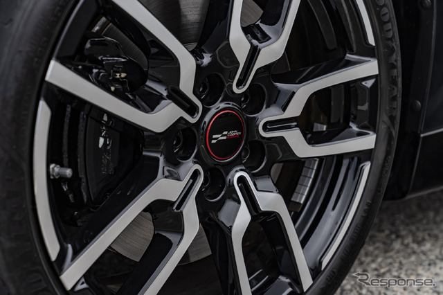 MINI クーパー SE 新型の「ジョン・クーパー・ワークス」仕様